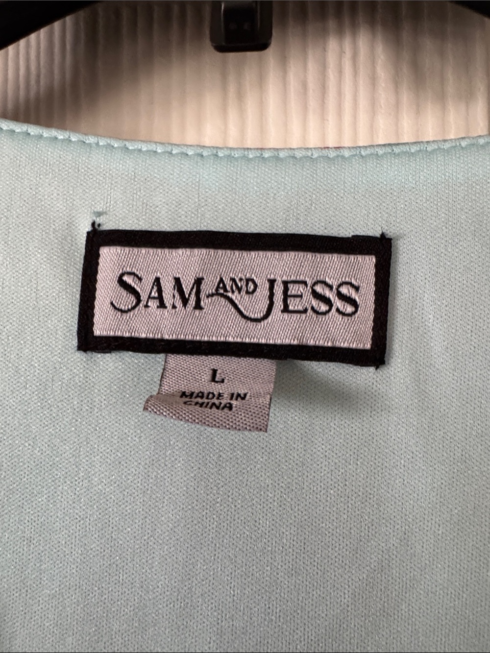 SAM & JESS Aqua Floral V-Neck Smocked-Waist Blouse size large - Picture 2 of 3